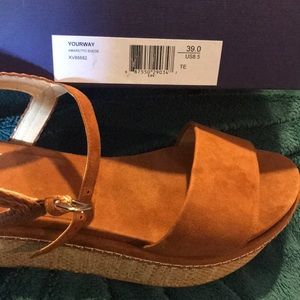 Stuart Weitzman Never Worn